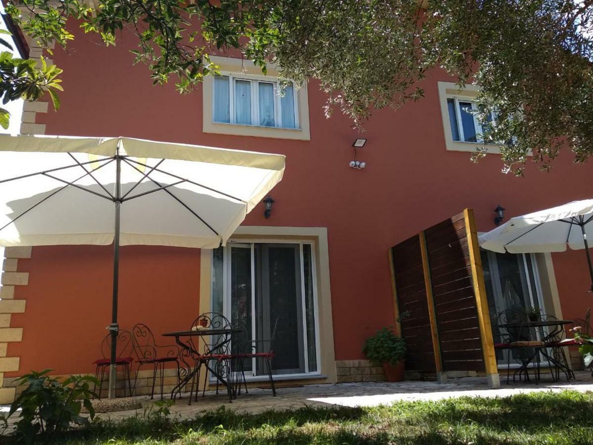George'S Sweet N' Cozy Maisonette In Ipsos Corfu Экстерьер фото