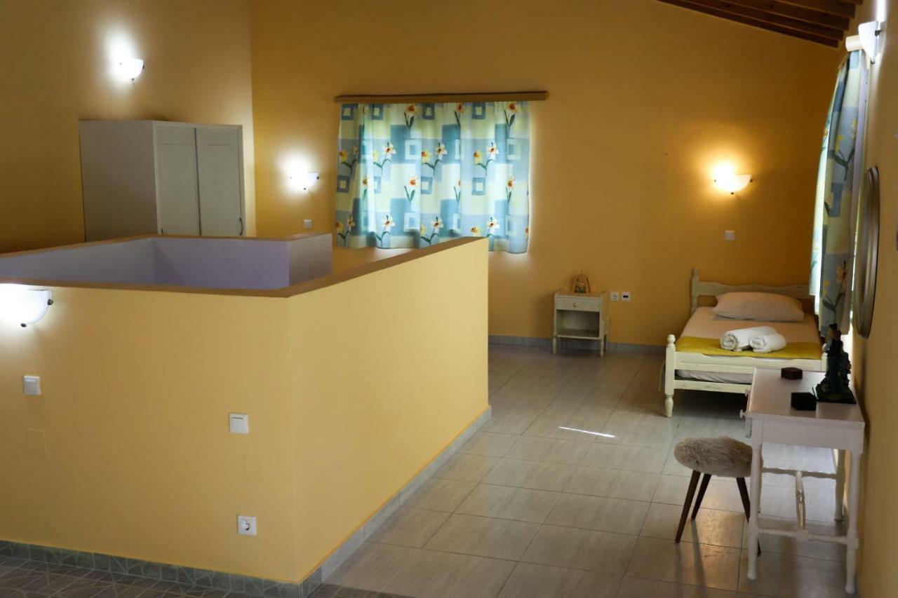 George'S Sweet N' Cozy Maisonette In Ipsos Corfu Экстерьер фото